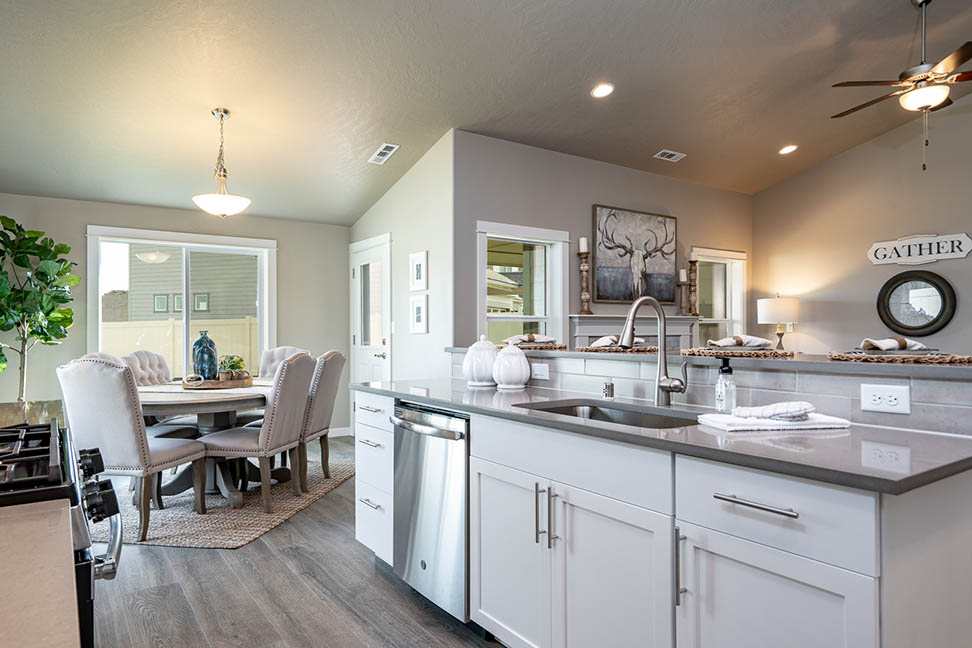 Hazelwood Heights #2 / 3910 Curtis Dr.