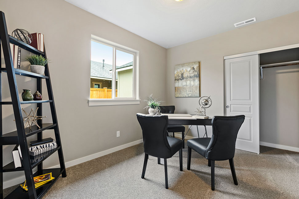 Northpointe #130 / 20701 Kilbourne Lp.